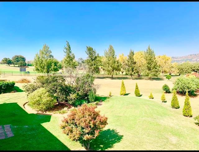 4 BEDROOM HOUSE FOR SALE IN RUIMSIG